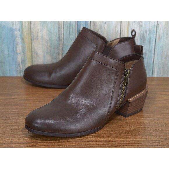 Naturalizer SOUL Women's Dark Brown Ankle Booties, Size 9.5 M Block Heels - Picture 1 of 13